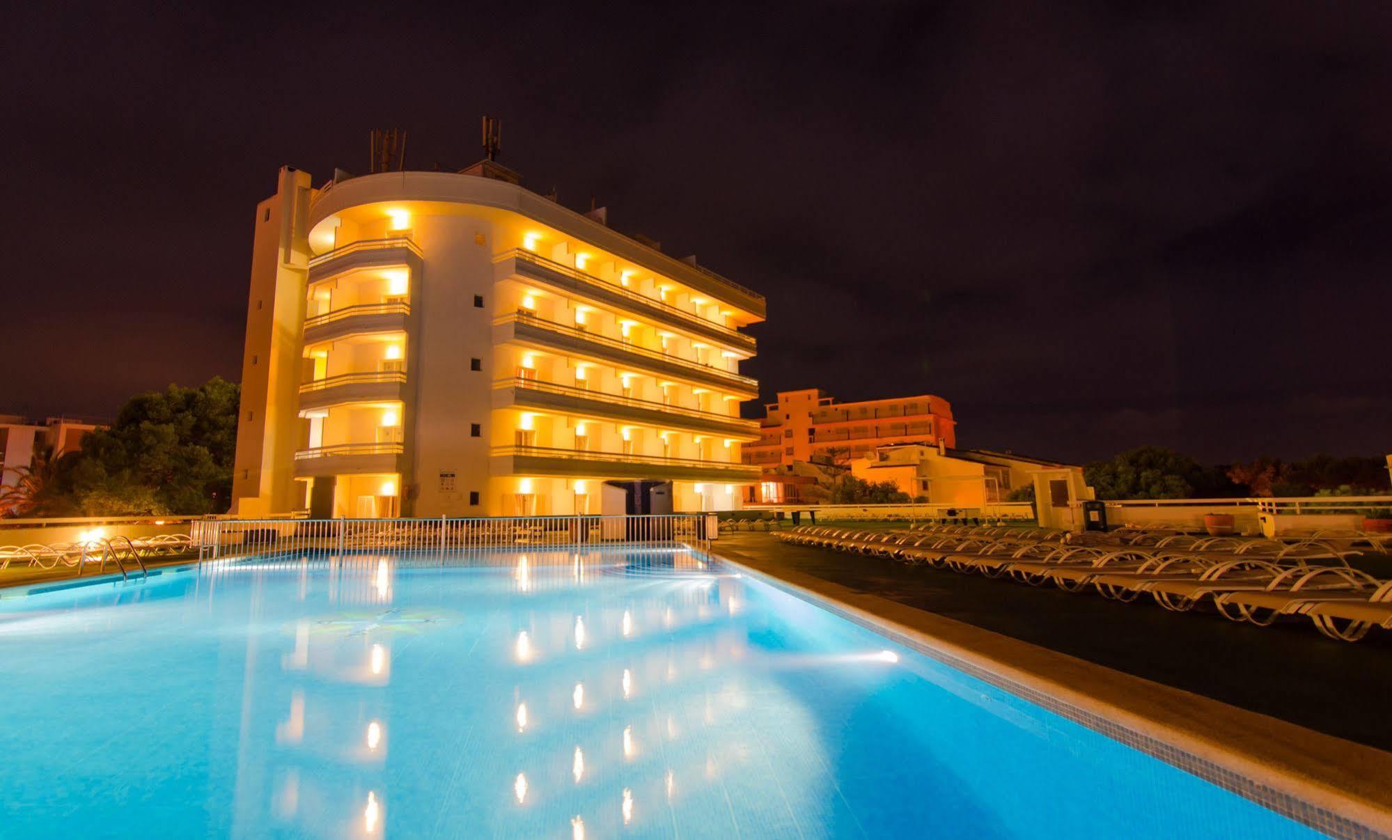 Bellevue Belsana Hotel Portocolom  Exterior photo